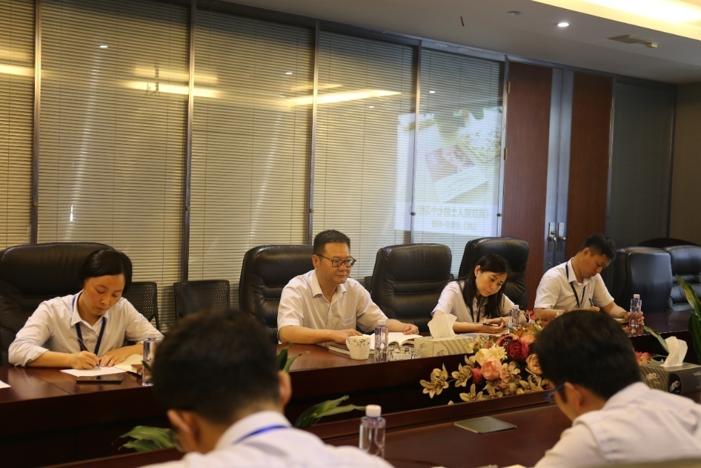 華光環能人力資源部開展讀書交流活動